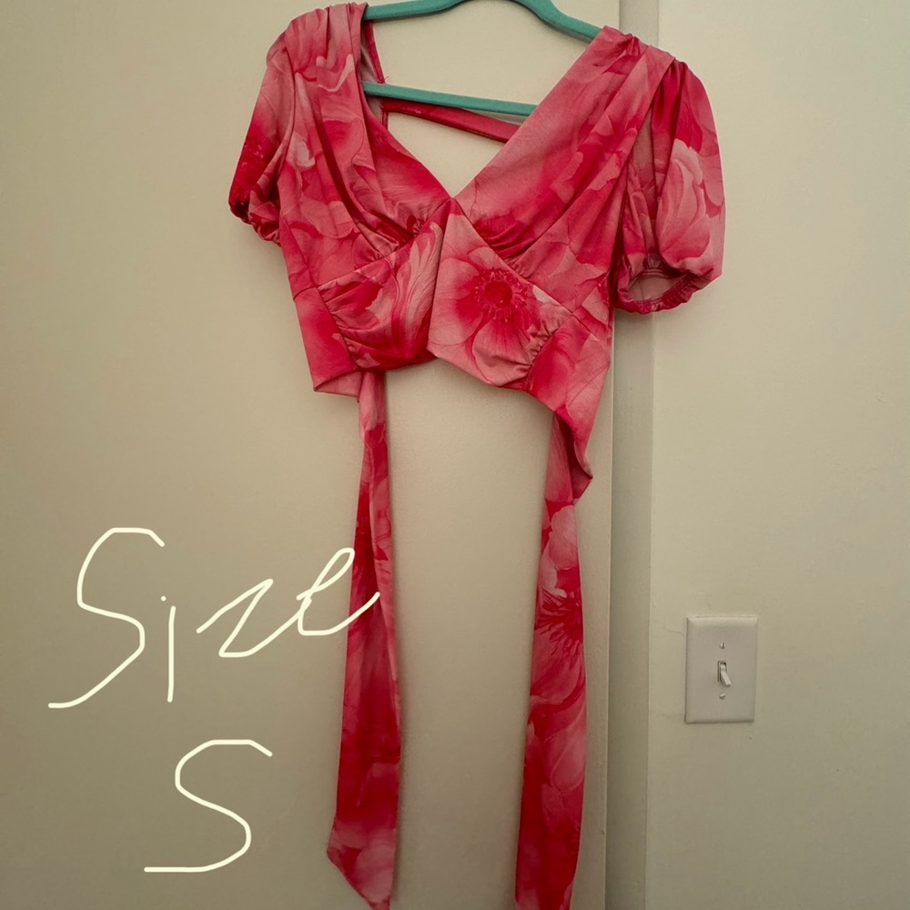 Fun spring/ summer top